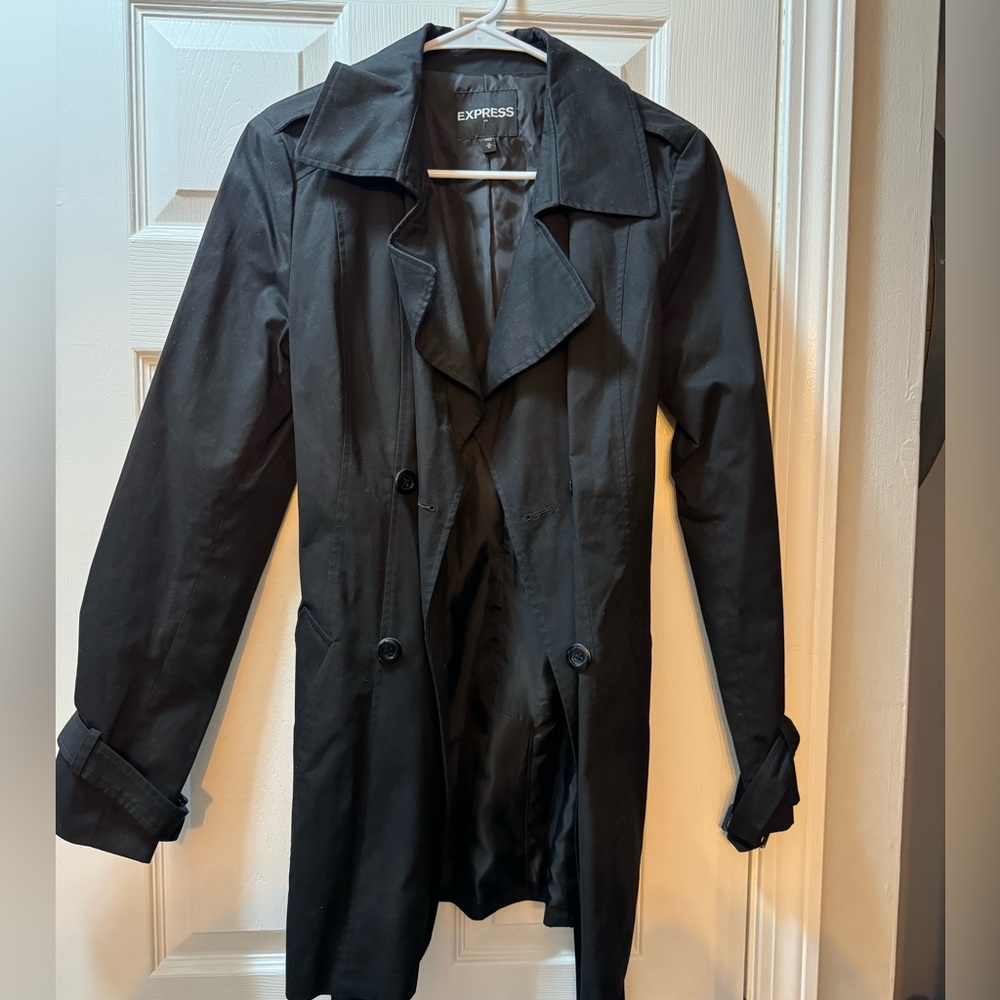 Women’s Express trench coat with belt
